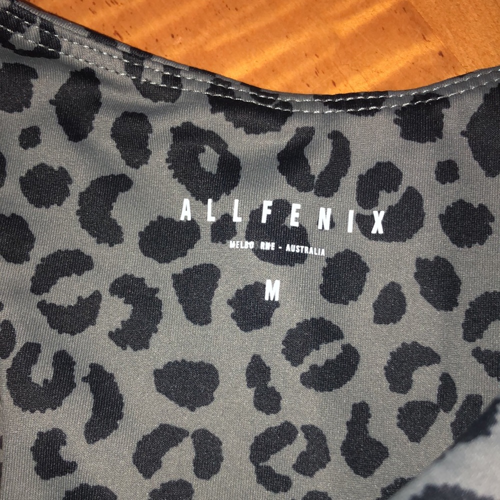 Anthropologie All Fenix Sports Charcoal Leopard Jagger Long Bra size medium bra - Picture 6 of 9